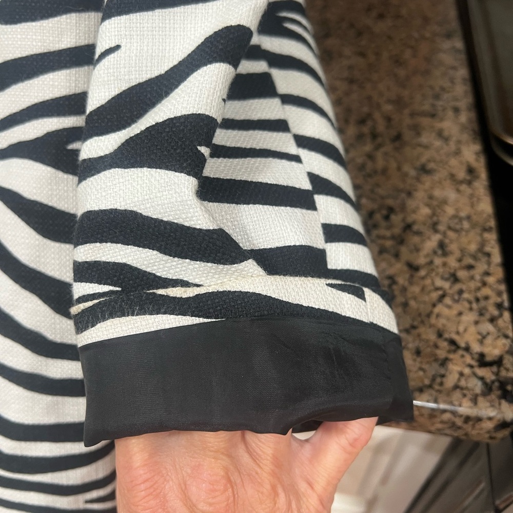 Talbots Black and White Zebra Print Blazer - Picture 16 of 16